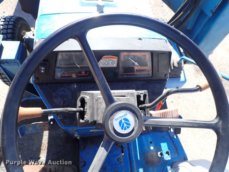 image for item HR9984 New Holland 2120  MFWD tractor