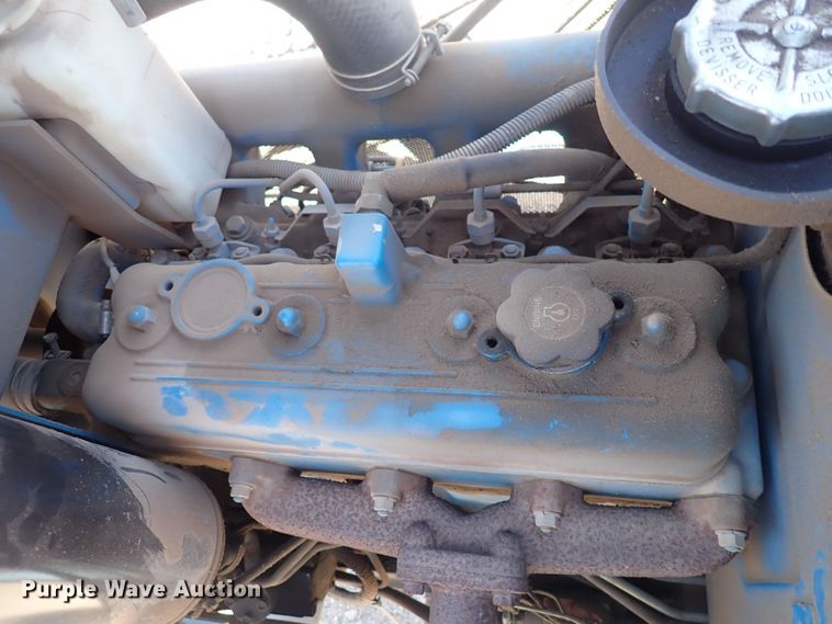 image for item HR9984 New Holland 2120  MFWD tractor