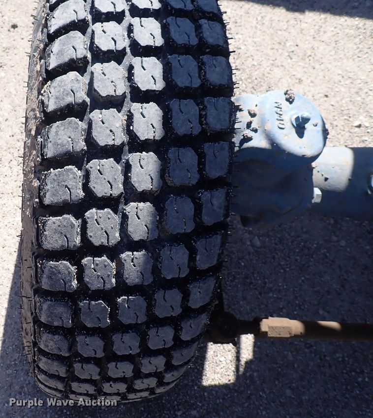 image for item HR9984 New Holland 2120  MFWD tractor