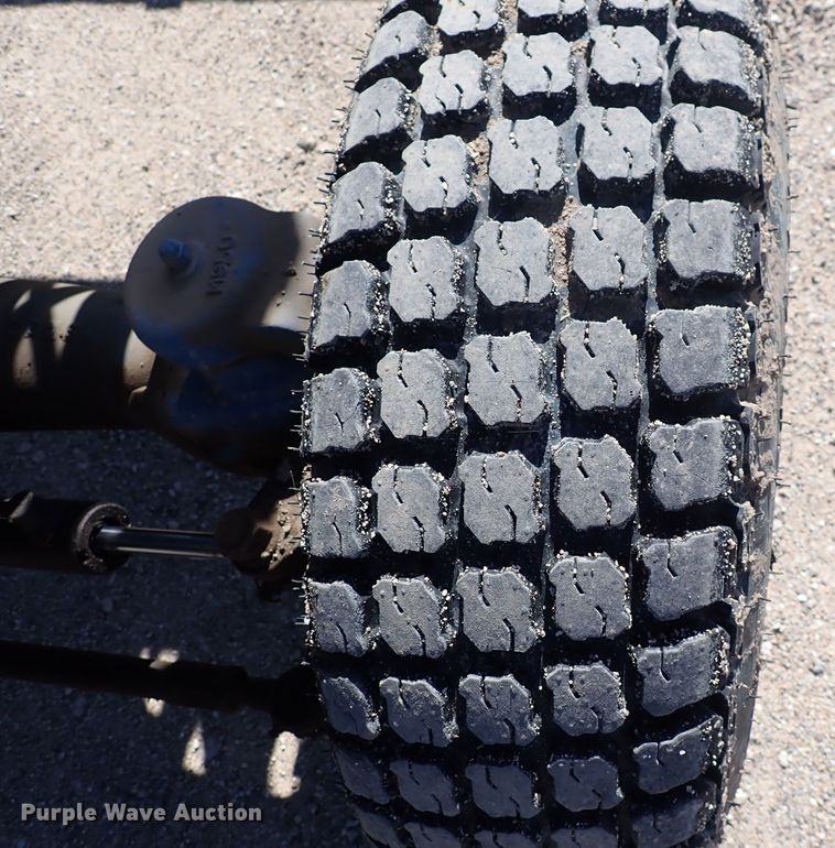 image for item HR9984 New Holland 2120  MFWD tractor