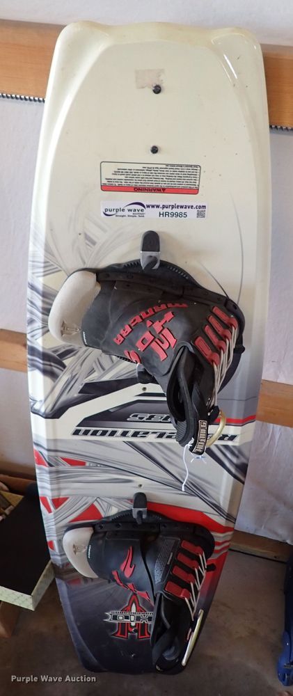 image for item HR9985 Sporting goods