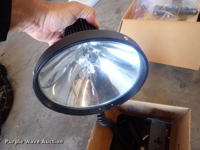 image for item HR9988 Police equipment