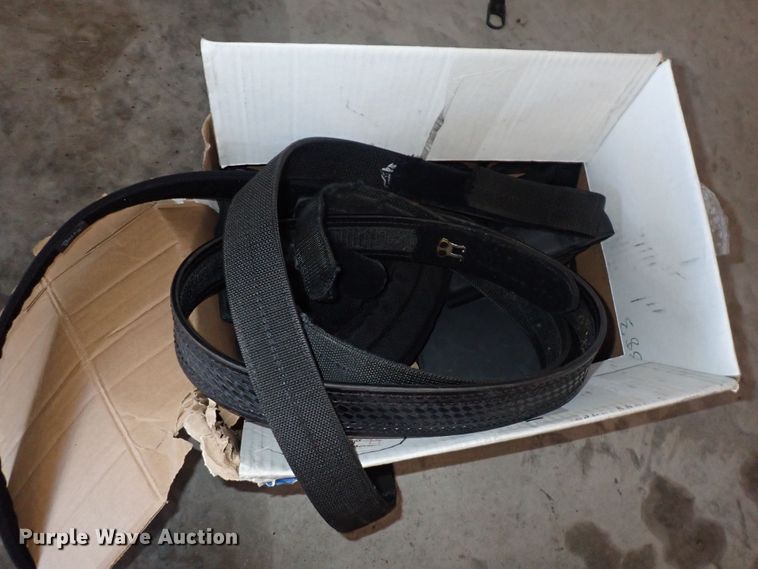 image for item HR9988 Police equipment