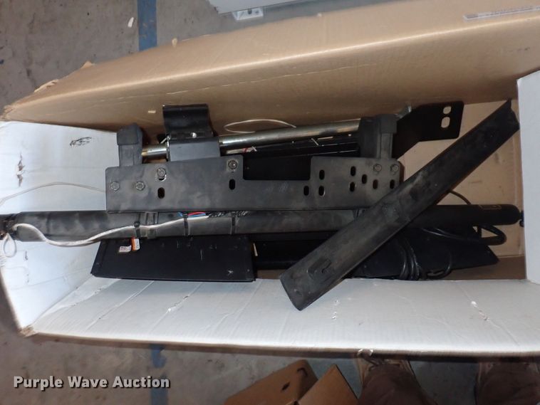 image for item HR9988 Police equipment