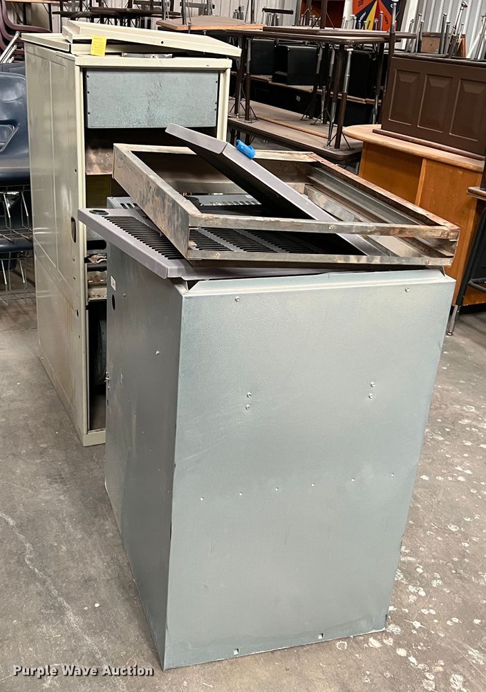 image for item IG9486 (2) furnaces
