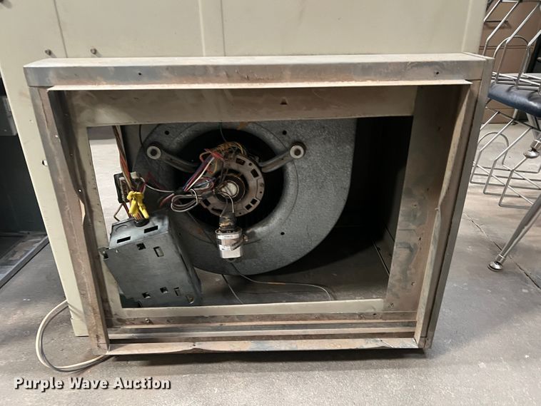 image for item IG9486 (2) furnaces