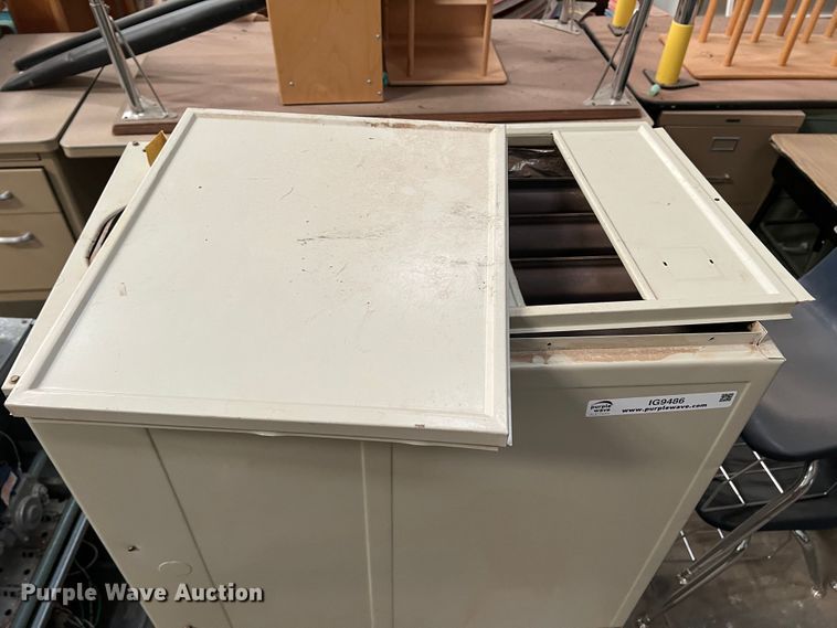 image for item IG9486 (2) furnaces