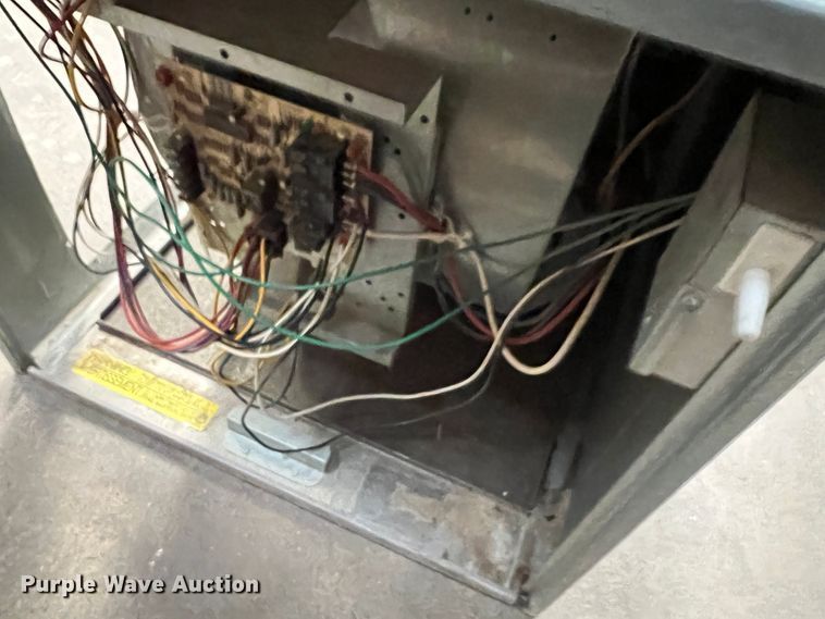 image for item IG9486 (2) furnaces