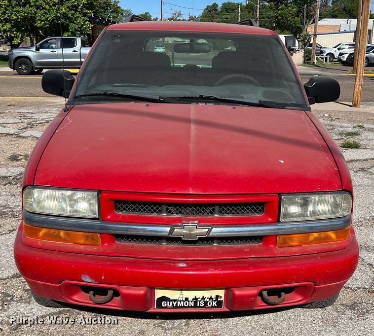 image for item IG9496 2003 Chevrolet Blazer  SUV