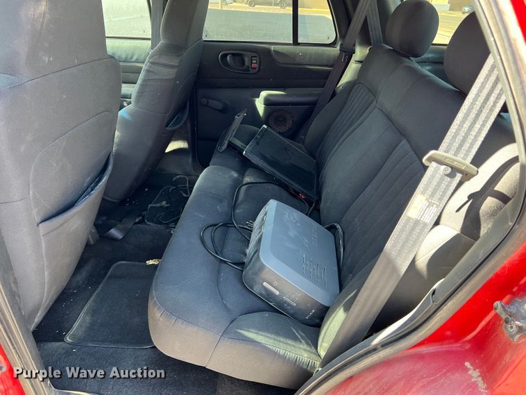 image for item IG9496 2003 Chevrolet Blazer  SUV