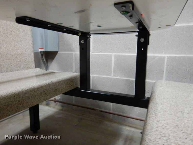 image for item JH9759 (2) restaurant booths