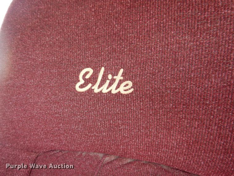 image for item JH9869 1996 Freightliner FLD112  semi truck