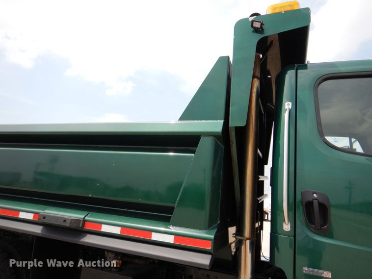 image for item JH9870 2012 Freightliner Business Class M2 112  dump truck