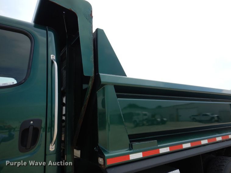 image for item JH9870 2012 Freightliner Business Class M2 112  dump truck