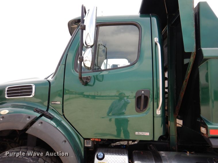 image for item JH9870 2012 Freightliner Business Class M2 112  dump truck