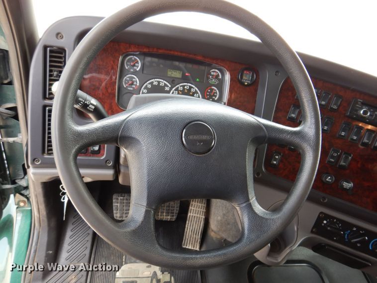 image for item JH9870 2012 Freightliner Business Class M2 112  dump truck