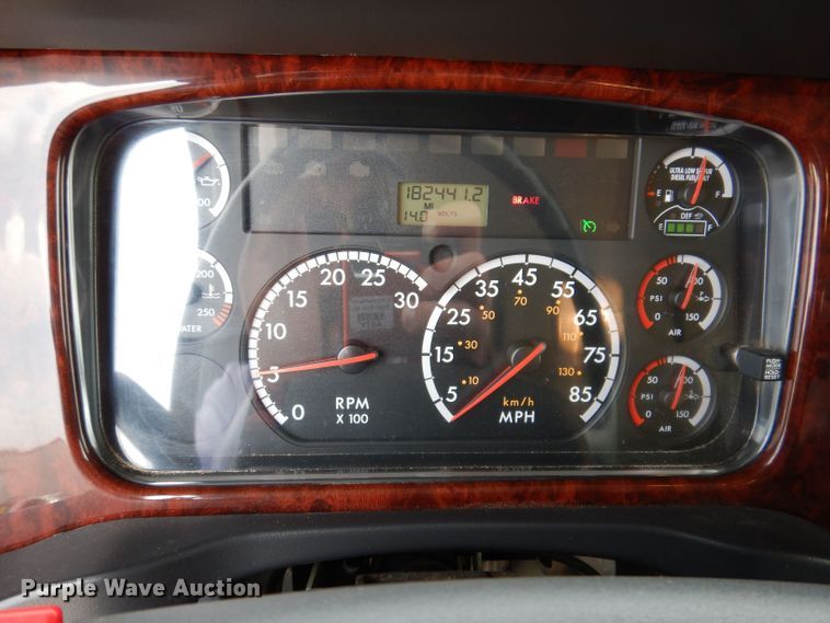 image for item JH9870 2012 Freightliner Business Class M2 112  dump truck