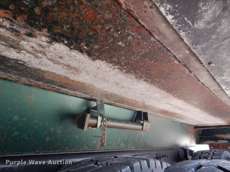 image for item JH9872 2012 Freightliner Business Class M2 112  dump truck