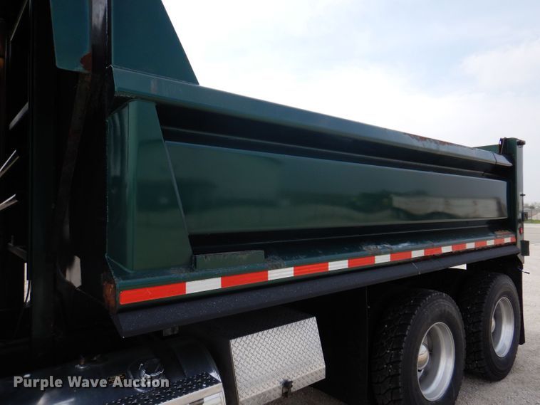 image for item JH9872 2012 Freightliner Business Class M2 112  dump truck