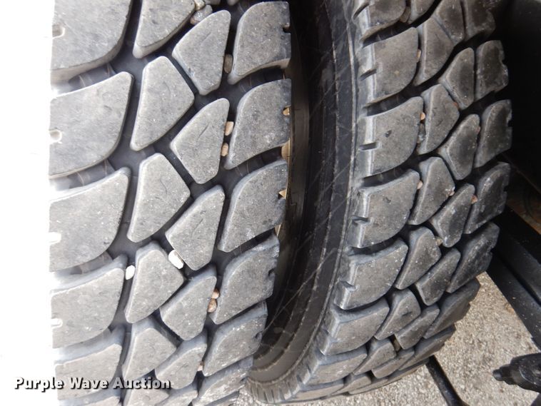 image for item JH9872 2012 Freightliner Business Class M2 112  dump truck