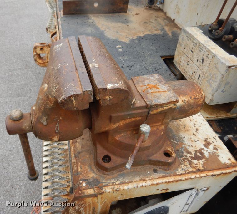 image for item JK9999 2008 International 4400  utility / service truck