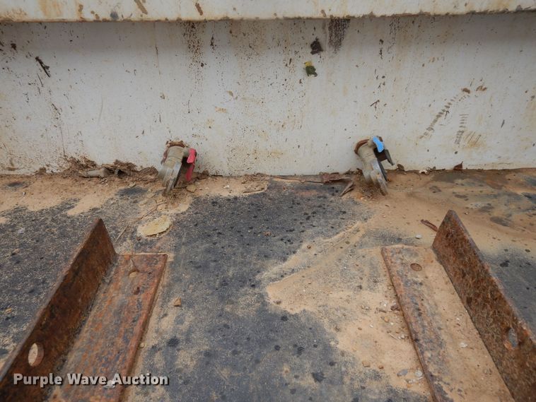 image for item JK9999 2008 International 4400  utility / service truck