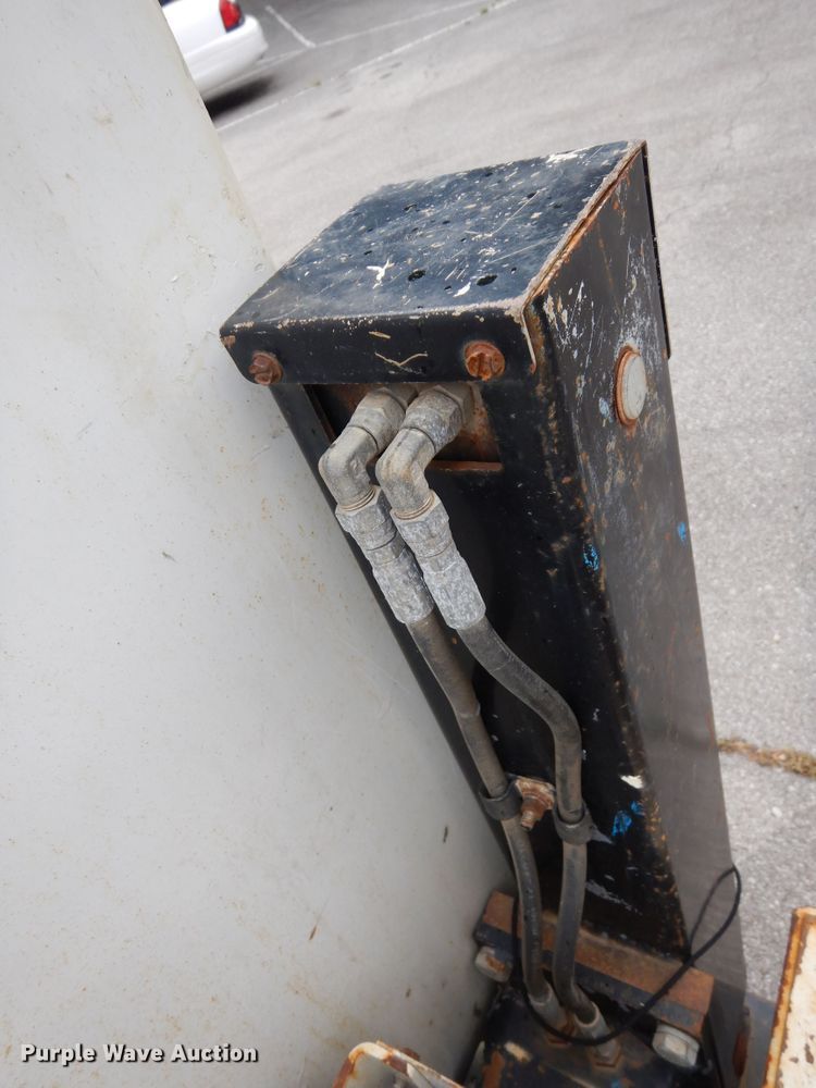 image for item JK9999 2008 International 4400  utility / service truck