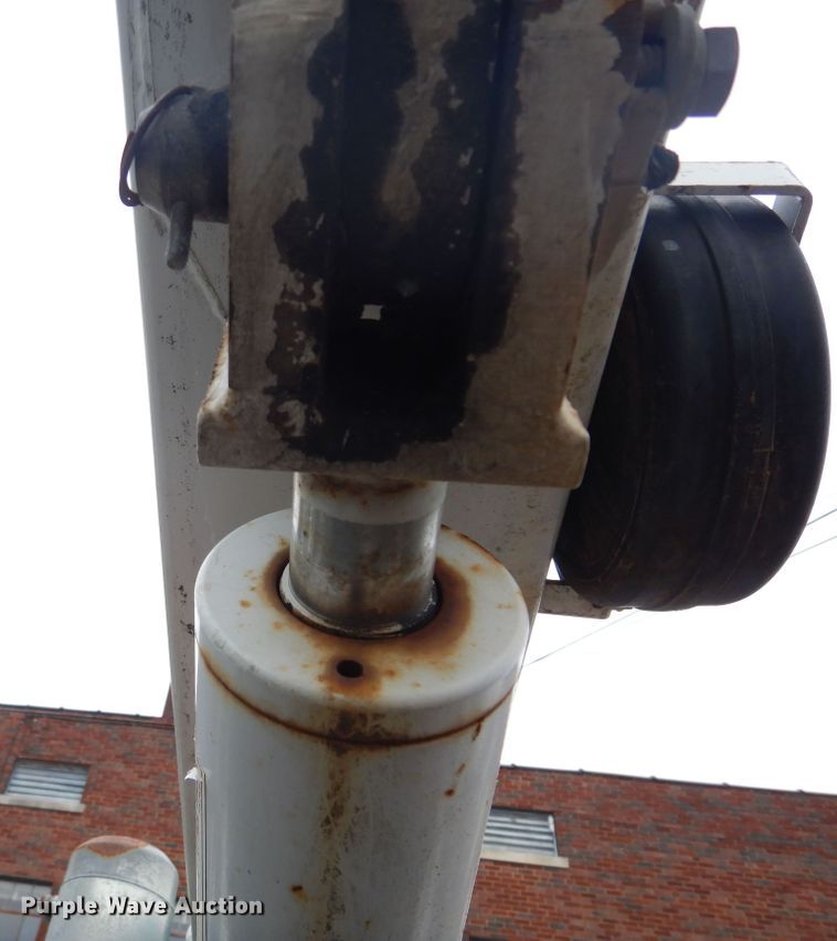 image for item JK9999 2008 International 4400  utility / service truck