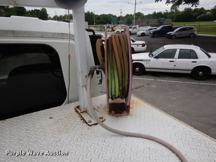 image for item JK9999 2008 International 4400  utility / service truck