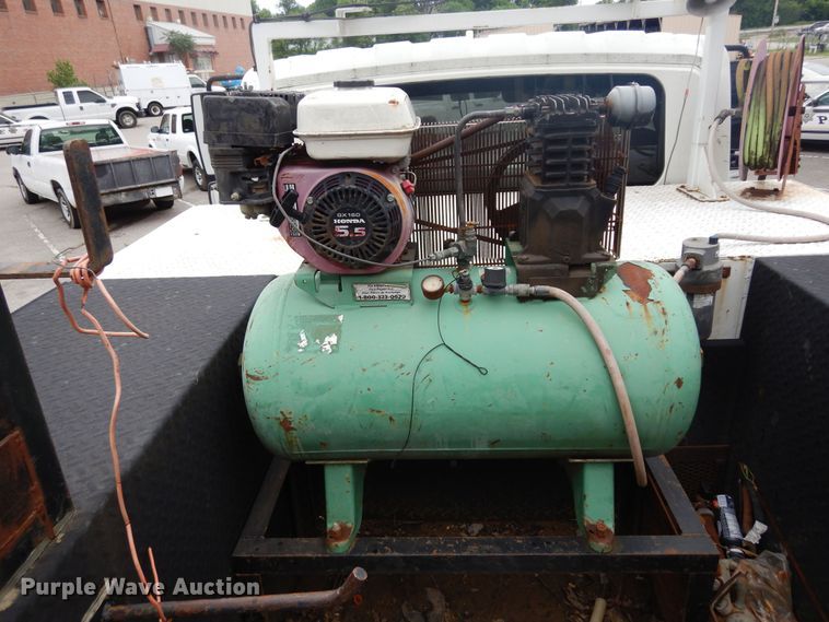 image for item JK9999 2008 International 4400  utility / service truck