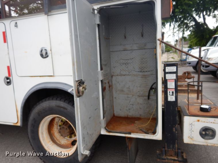 image for item JK9999 2008 International 4400  utility / service truck