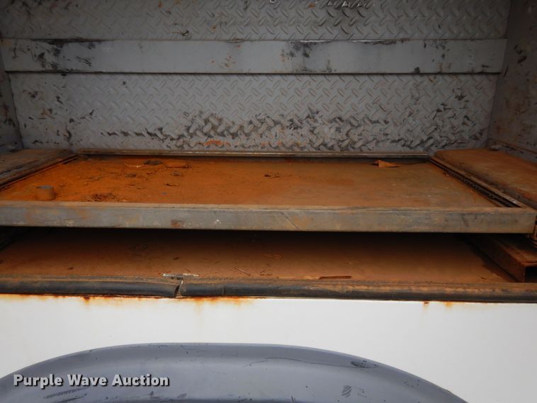 image for item JK9999 2008 International 4400  utility / service truck