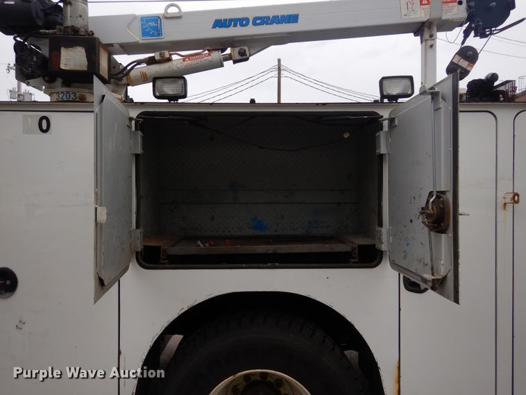 image for item JK9999 2008 International 4400  utility / service truck