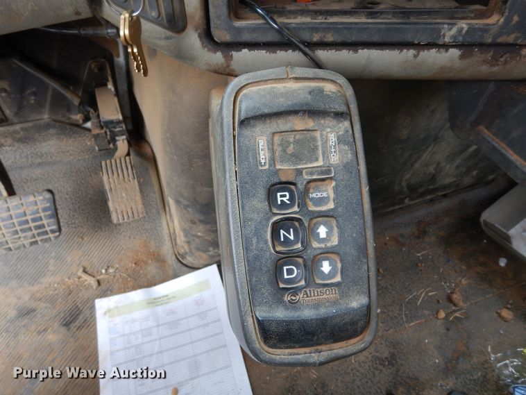 image for item JK9999 2008 International 4400  utility / service truck