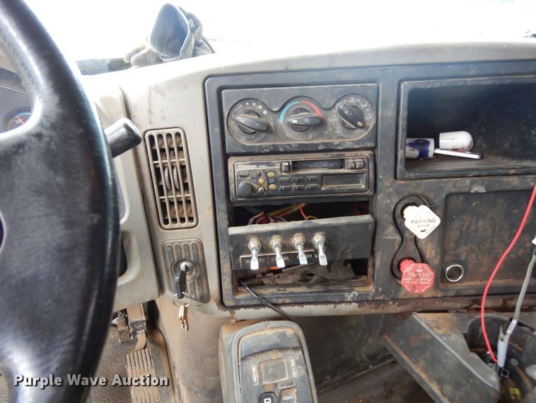 image for item JK9999 2008 International 4400  utility / service truck