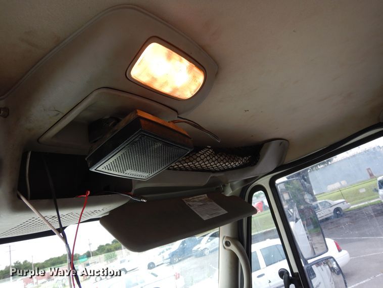 image for item JK9999 2008 International 4400  utility / service truck