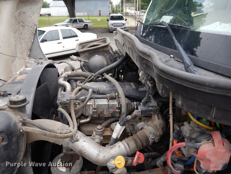 image for item JK9999 2008 International 4400  utility / service truck