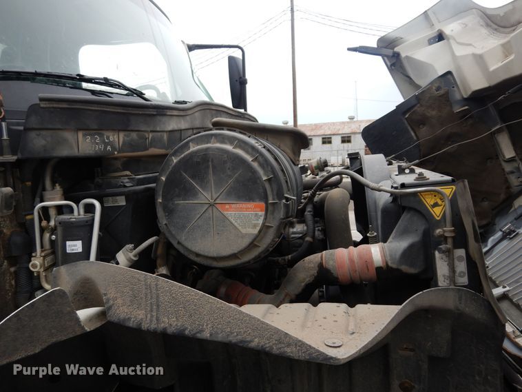 image for item JK9999 2008 International 4400  utility / service truck