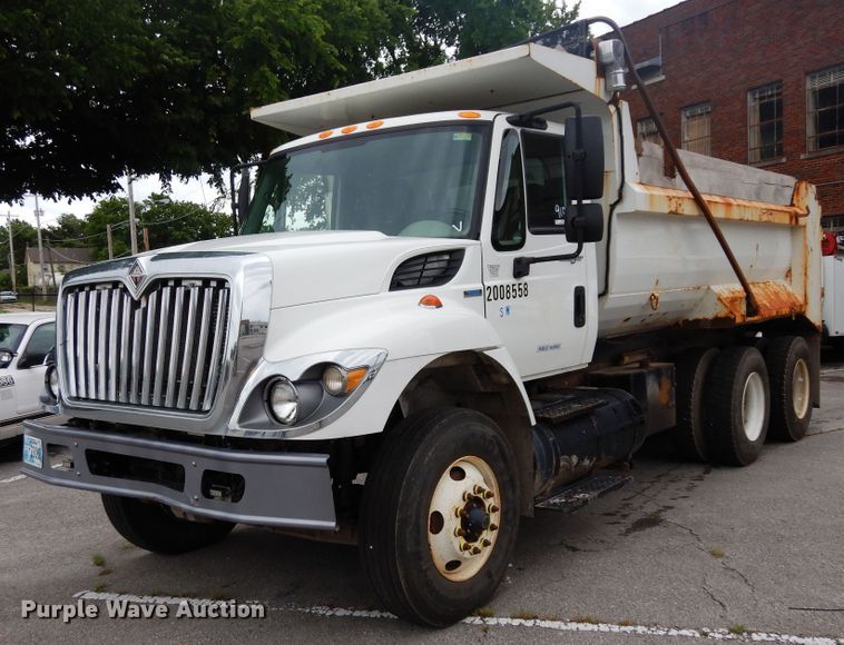 image for item JL9000 2008 International WorkStar 7400  dump truck