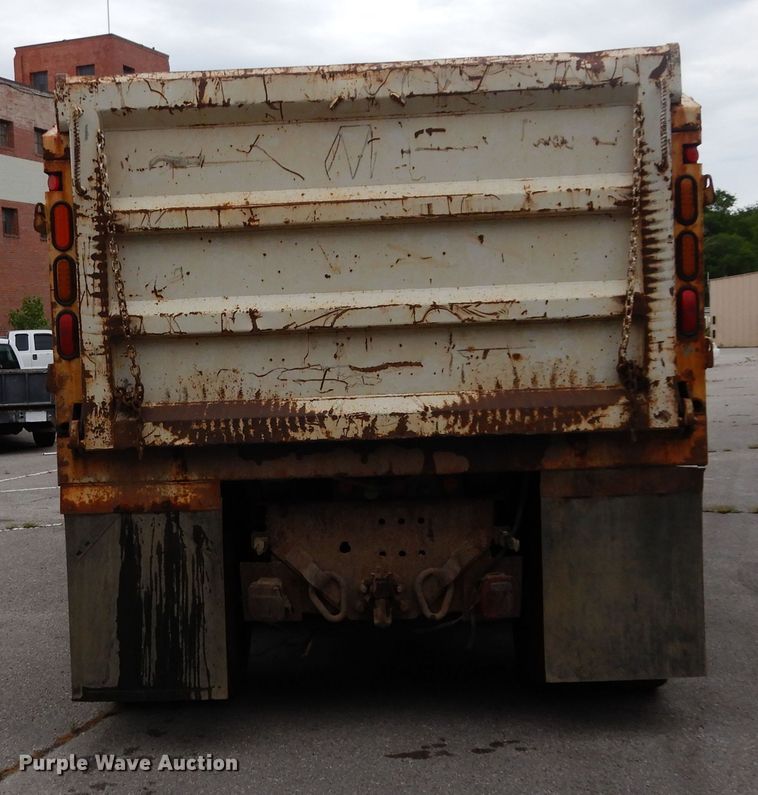 image for item JL9000 2008 International WorkStar 7400  dump truck