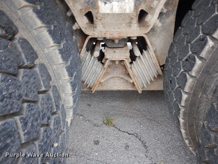 image for item JL9000 2008 International WorkStar 7400  dump truck