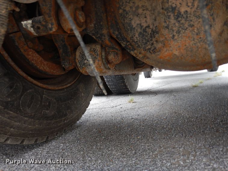 image for item JL9000 2008 International WorkStar 7400  dump truck