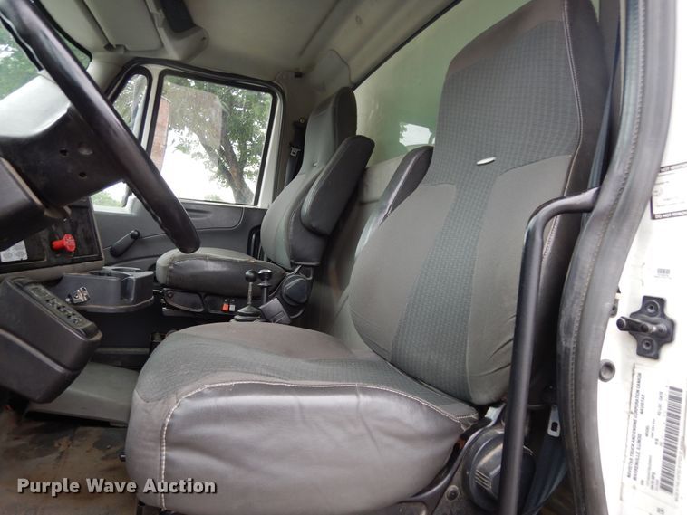 image for item JL9000 2008 International WorkStar 7400  dump truck