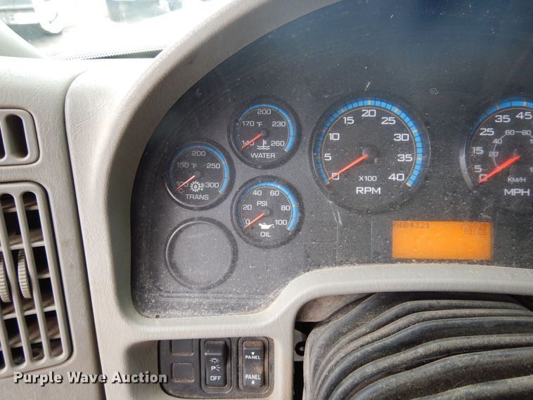 image for item JL9000 2008 International WorkStar 7400  dump truck