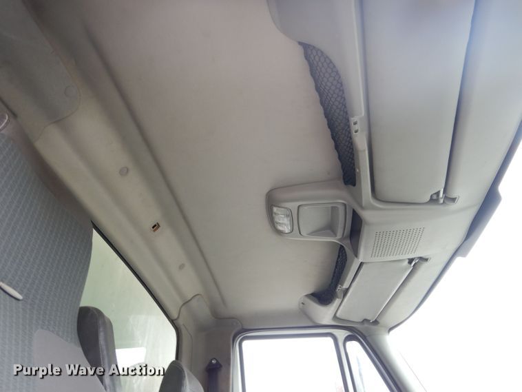 image for item JL9000 2008 International WorkStar 7400  dump truck