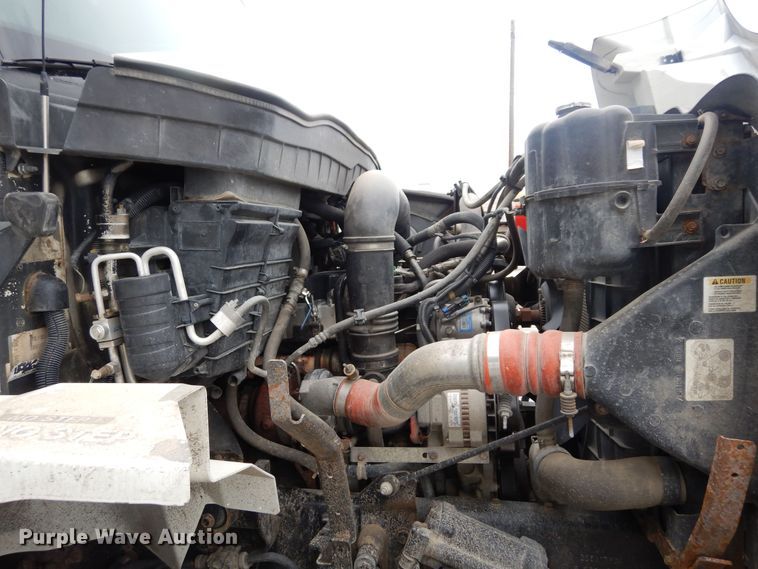 image for item JL9000 2008 International WorkStar 7400  dump truck