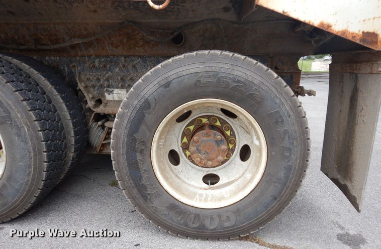 image for item JL9000 2008 International WorkStar 7400  dump truck