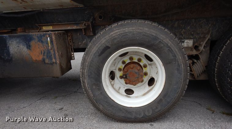 image for item JL9000 2008 International WorkStar 7400  dump truck