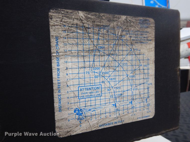 image for item JL9001 2008 International 4400  utility / service truck