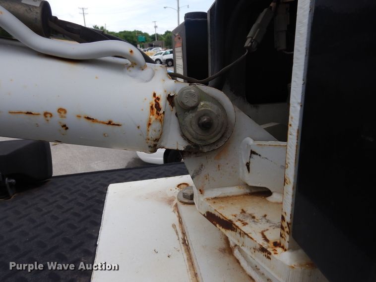 image for item JL9001 2008 International 4400  utility / service truck